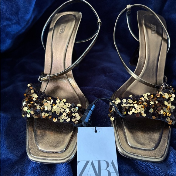 Zara Gold Sequin Women's High Heeled Metallic Sandals - Picture 6 of 6